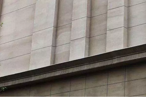 真石漆在施工時(shí)該如何避免色差問(wèn)題？華喆仿石漆給你答案!